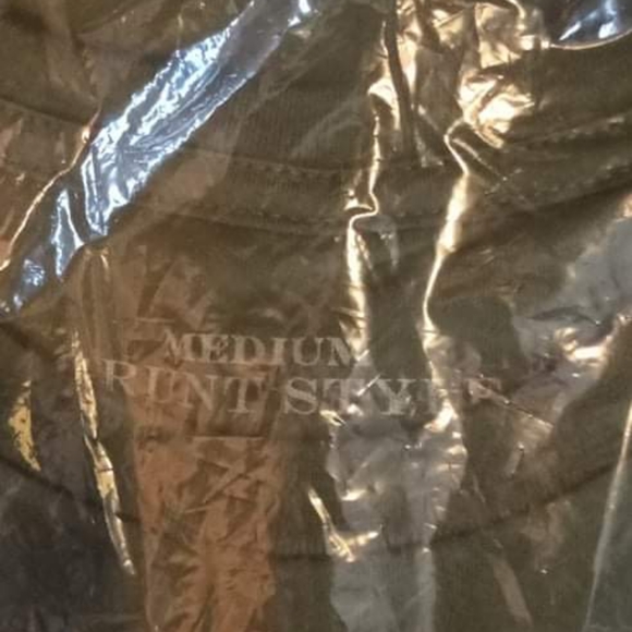 Grunt Style Woman's September 2019 Club t-shirt "Defend By Any Means" - Picture 3 of 4